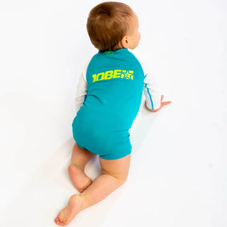 The Jobe Rash Suit is designed to provide superior sun protection and style for your little one.